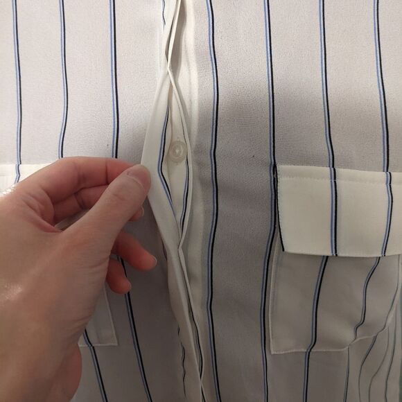 Who What Wear Striped Sleeveless Button Up Size Small - Picture 4 of 6